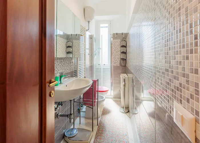 Apartment 10 Min Colosseum, Prenestinhome - Renovated 2024 Apartment, P Igneto , Self Check-in H24 *
