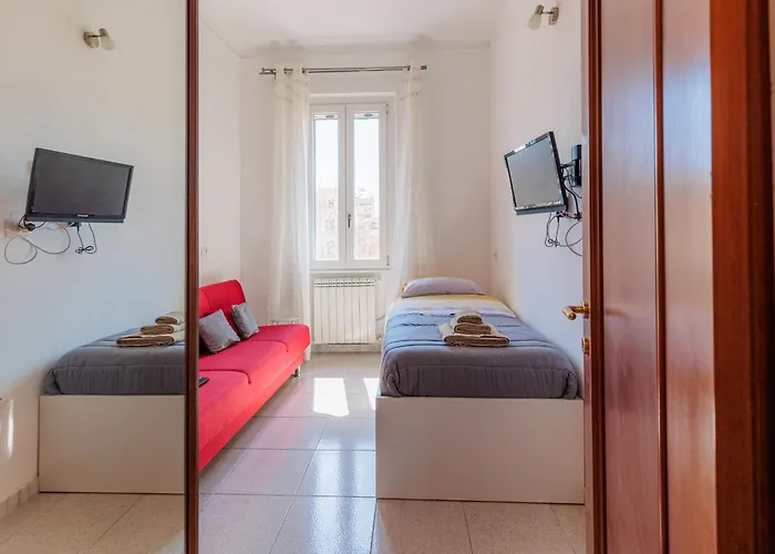 10 Min Colosseum, Prenestinhome - Renovated 2024 Apartment, P Igneto , Self Check-in H24 Apartment Rom